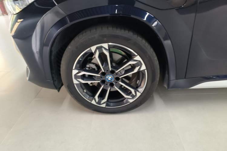 Used BMW iX1 2023 xDrive30L M Sport Package Exterior 7