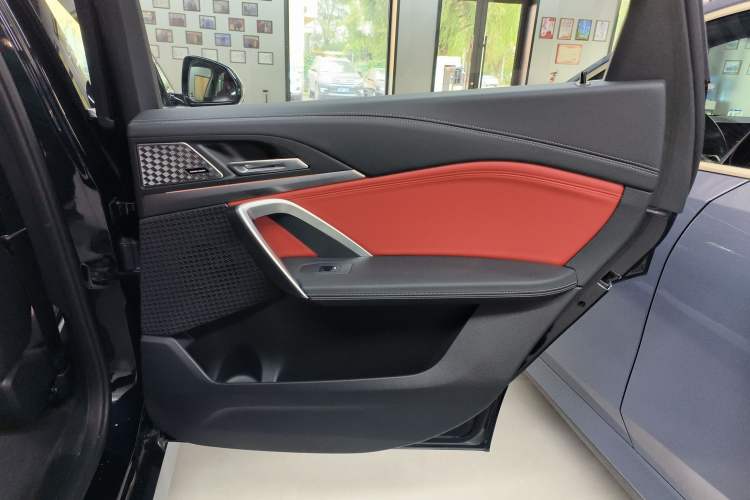 Used BMW iX1 2023 xDrive30L M Sport Package Interior 6