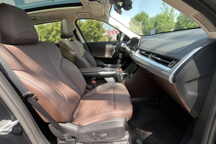 Used BMW iX1 2023 eDrive25L M Sport Package Interior 9