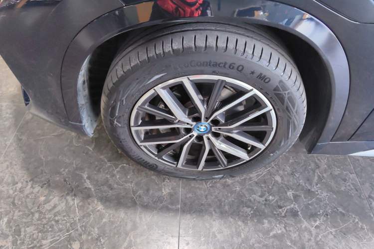 Used BMW iX1 2023 eDrive25L M Sport Package Left Front Wheel Hub
