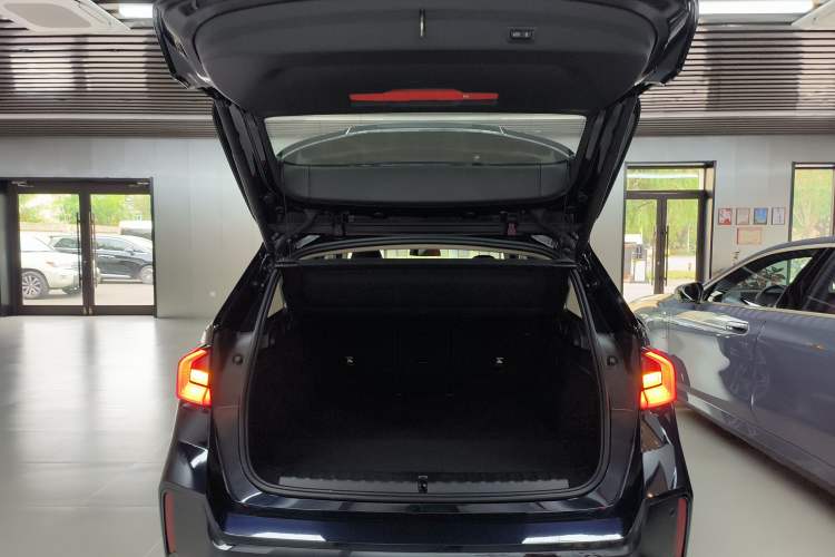Used BMW iX1 2023 xDrive30L M Sport Package Trunk
