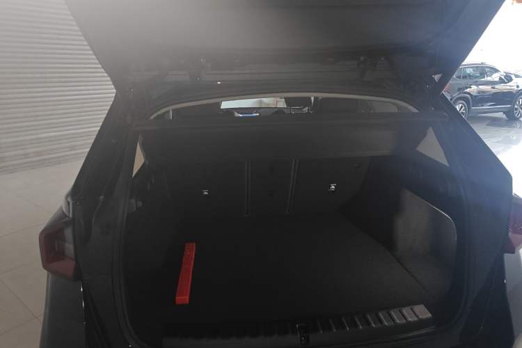 Used BMW iX1 2023 eDrive25L M Sport Package Trunk