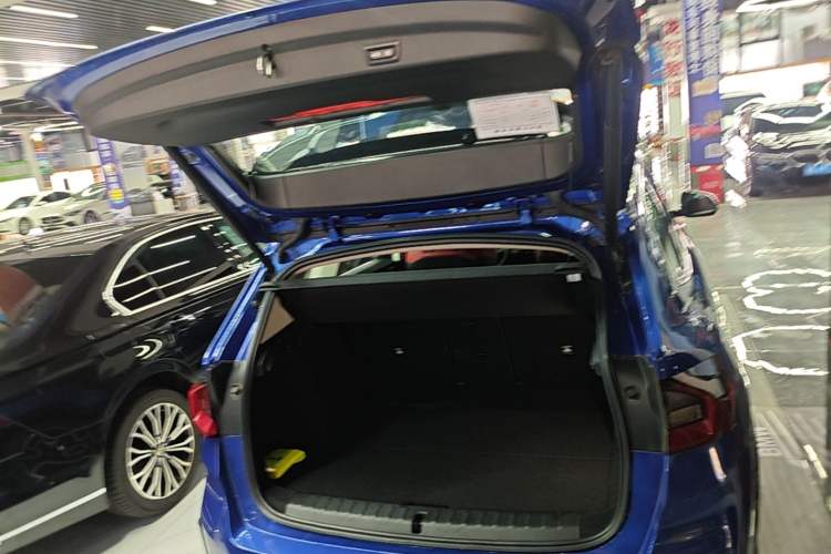 Used BMW iX1 2023 eDrive25L X Design Package Trunk