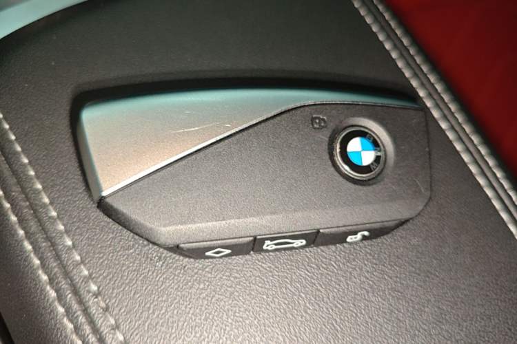 Used BMW iX1 2023 eDrive25L X Design Package Vehicle Key