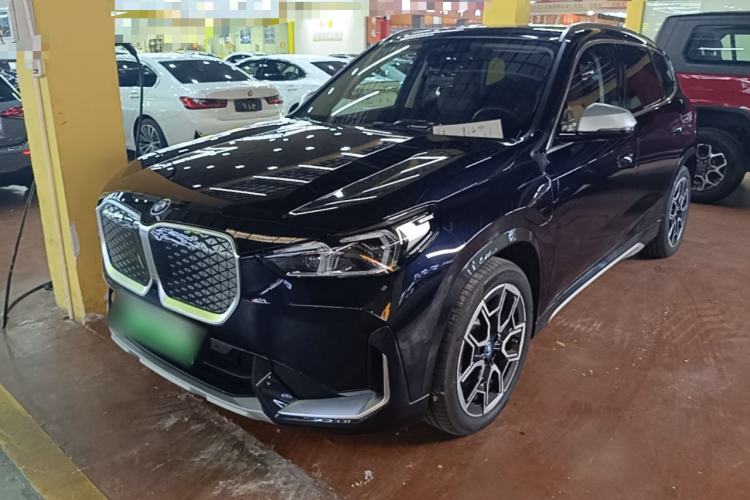 BMW iX1 2023 xDrive30L X Design Package