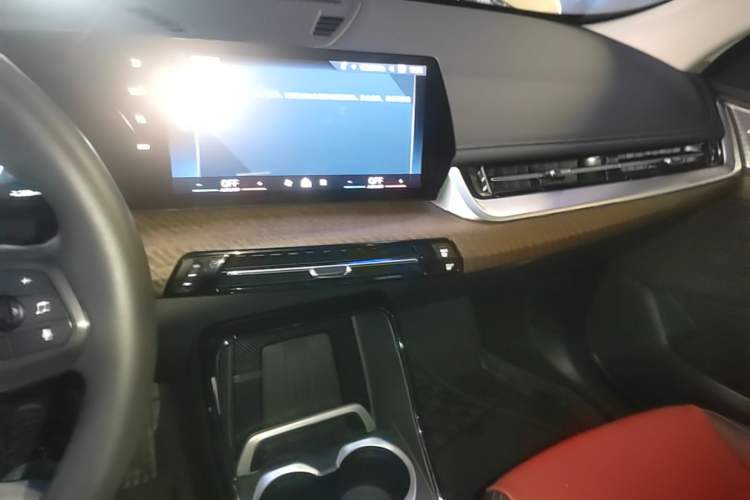 Used BMW iX1 2023 xDrive30L X Design Package Audio And AC Panel