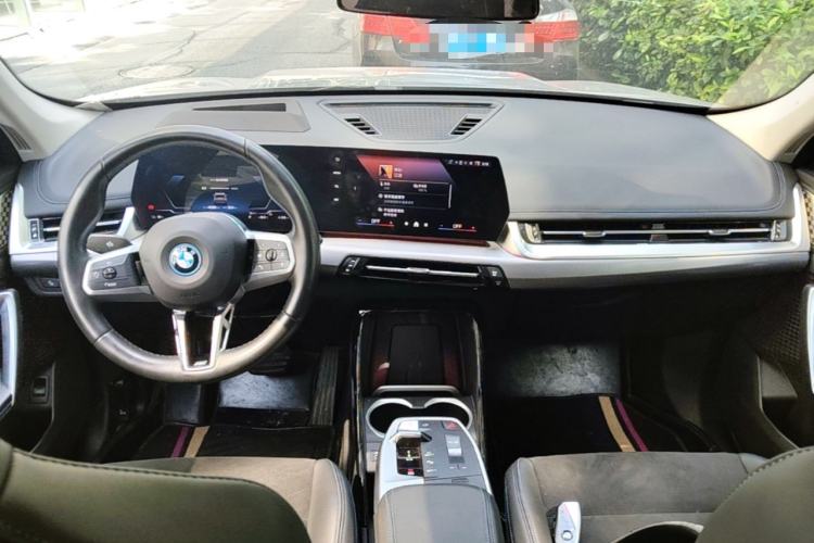 Used BMW iX1 2023 xDrive30L M Sport Package Center Console