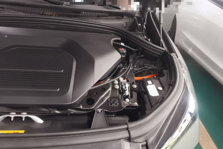 Used BMW iX1 2023 xDrive30L M Sport Package Engine Bay Left