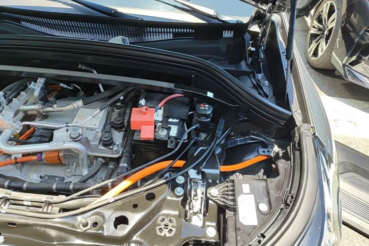 Used BMW iX1 2023 xDrive30L X Design Package Engine Bay Left