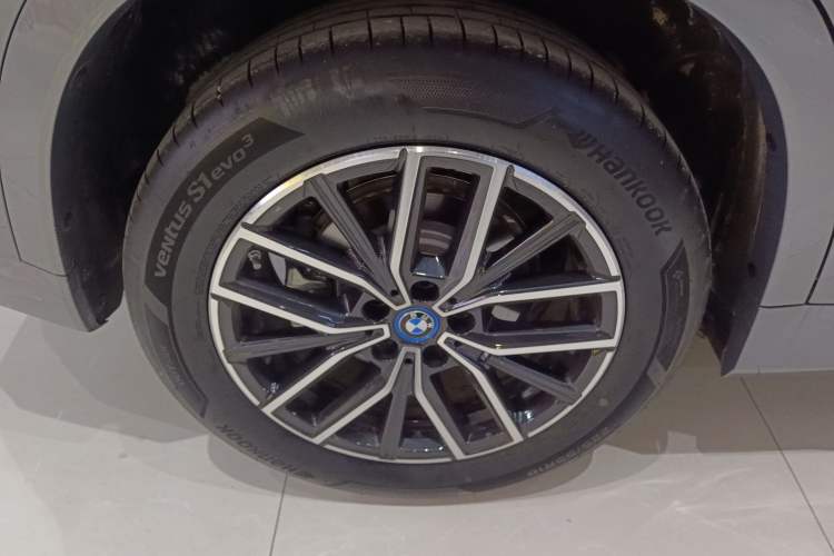 Used BMW iX1 2023 eDrive25L M Sport Package Exterior 5