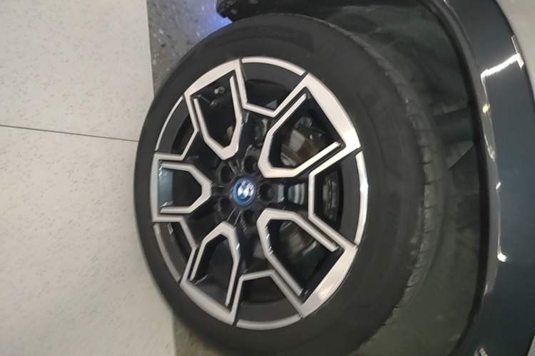 Used BMW iX1 2023 xDrive30L X Design Package Exterior 5
