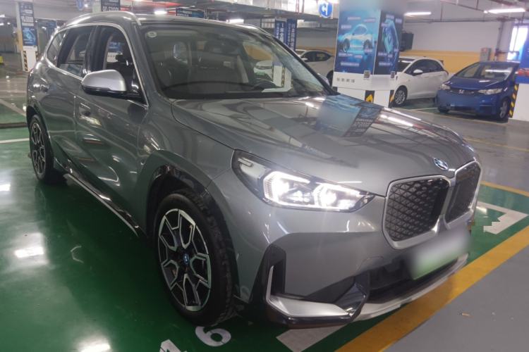 Used BMW iX1 2023 xDrive30L X Design Package Front Right 45 Deg