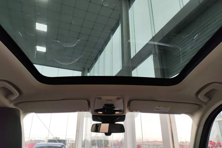 Used BMW iX1 2023 xDrive30L X Design Package Headliner