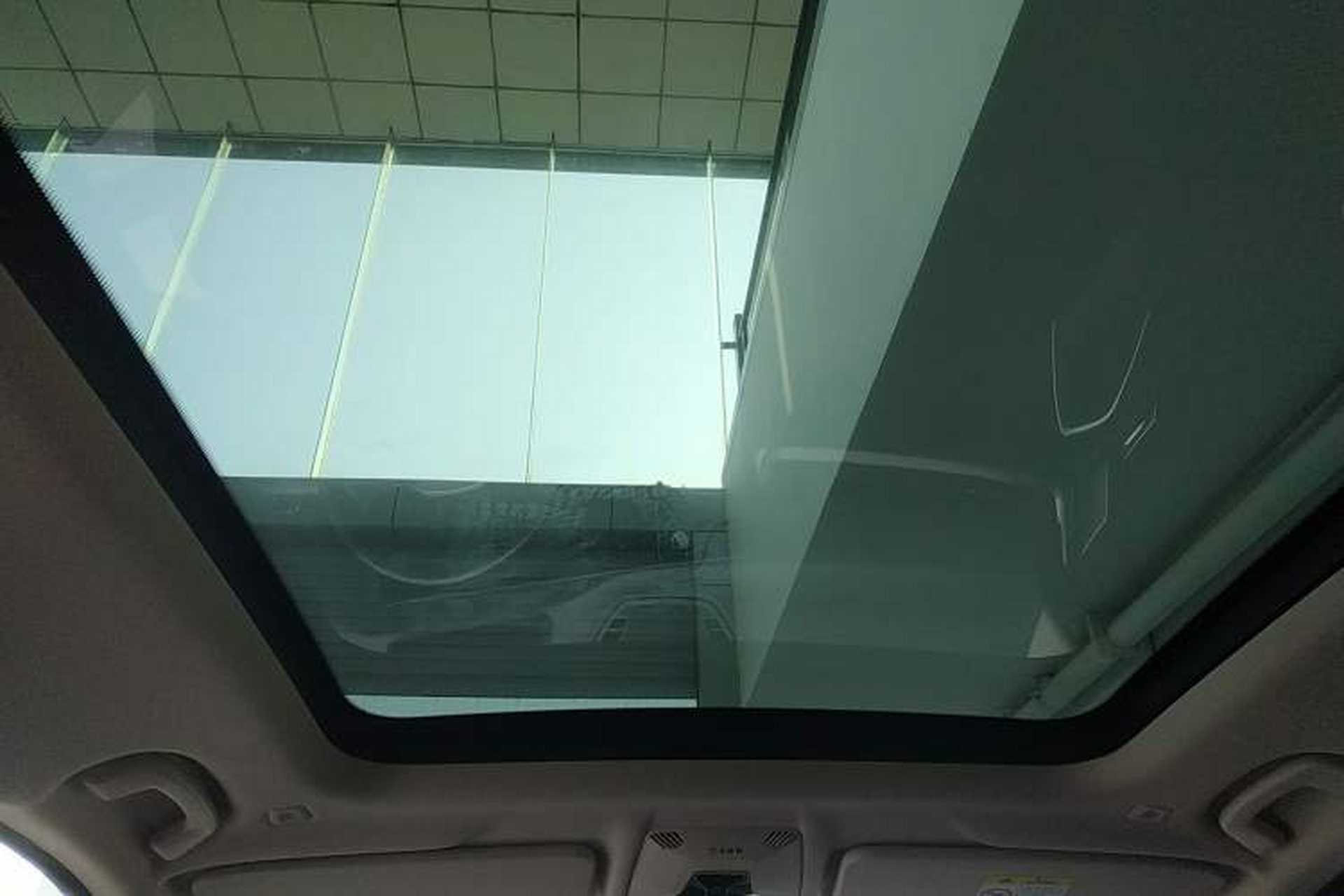 Used BMW iX1 2023 xDrive30L X Design Package Headliner