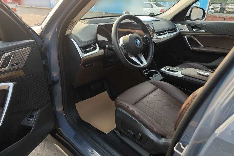 Used BMW iX1 2023 xDrive30L M Sport Package Interior 3
