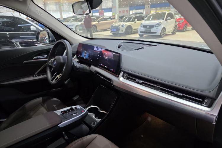 Used BMW iX1 2023 eDrive25L M Sport Package Interior 4