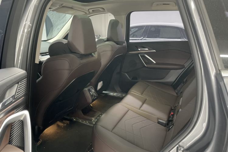 Used BMW iX1 2023 eDrive25L M Sport Package Interior 4