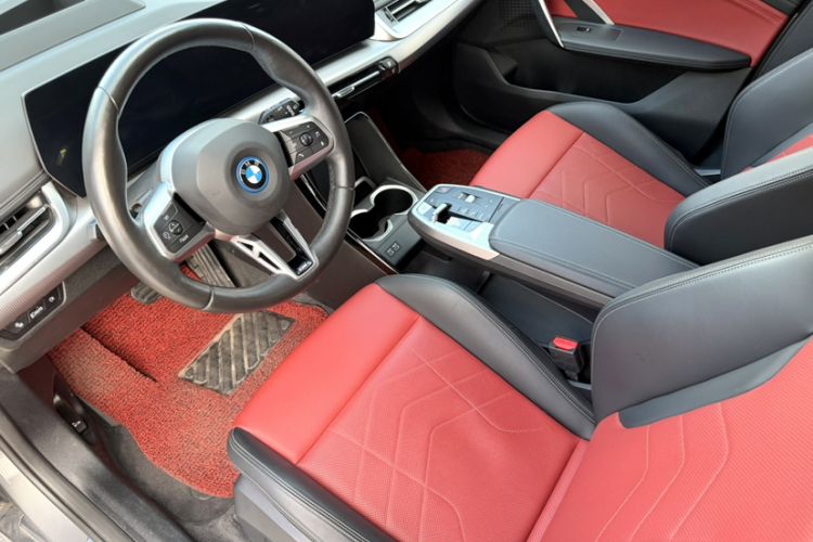 Used BMW iX1 2023 xDrive30L M Sport Package Interior 6