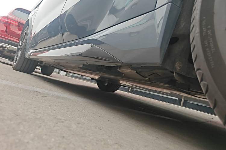 Used BMW iX1 2023 xDrive30L M Sport Package Left Side Sill