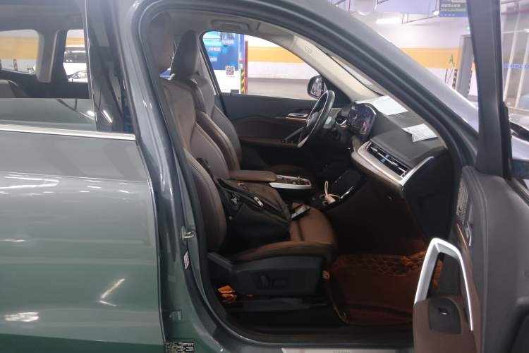 Used BMW iX1 2023 xDrive30L X Design Package Right Front Seat