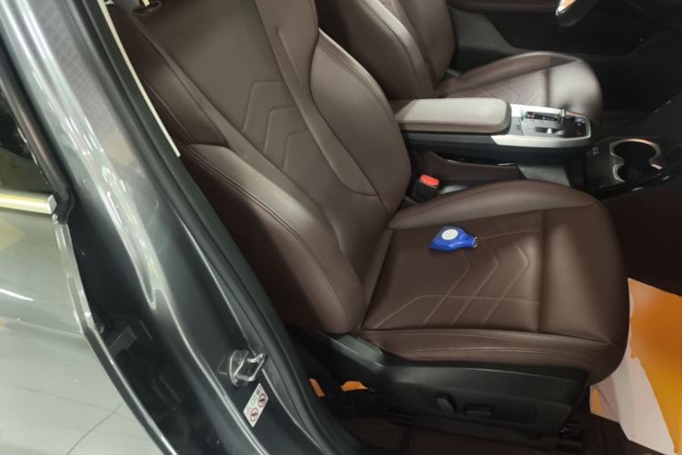 Used BMW iX1 2023 xDrive30L X Design Package Right Front Seat