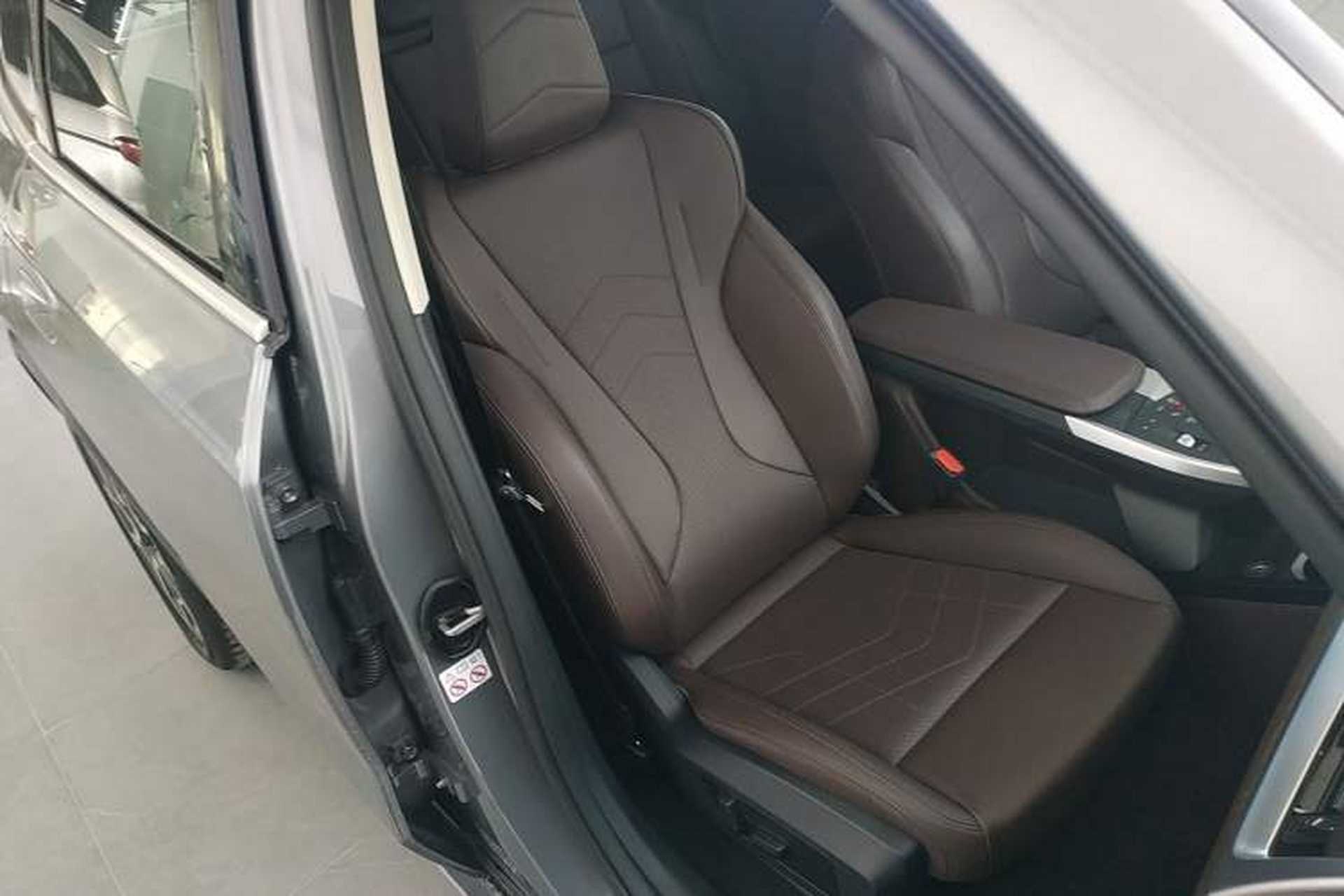 Used BMW iX1 2023 xDrive30L X Design Package Right Front Seat