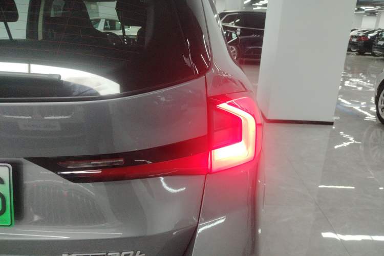 Used BMW iX1 2023 xDrive30L M Sport Package Right Rear Taillight
