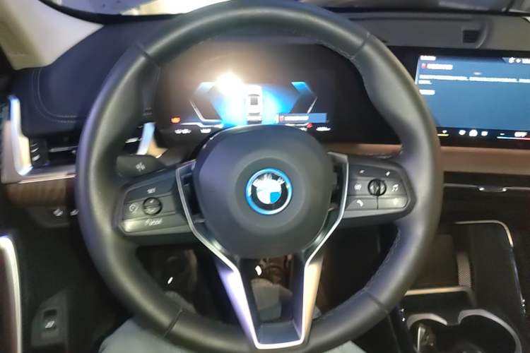 Used BMW iX1 2023 xDrive30L X Design Package Steering Wheel
