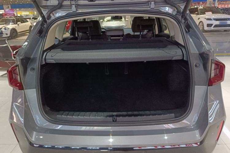Used BMW iX1 2023 eDrive25L M Sport Package Trunk