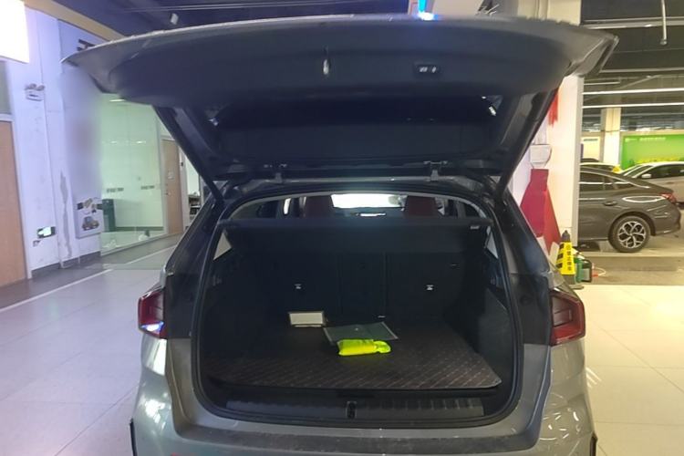 Used BMW iX1 2023 xDrive30L X Design Package Trunk