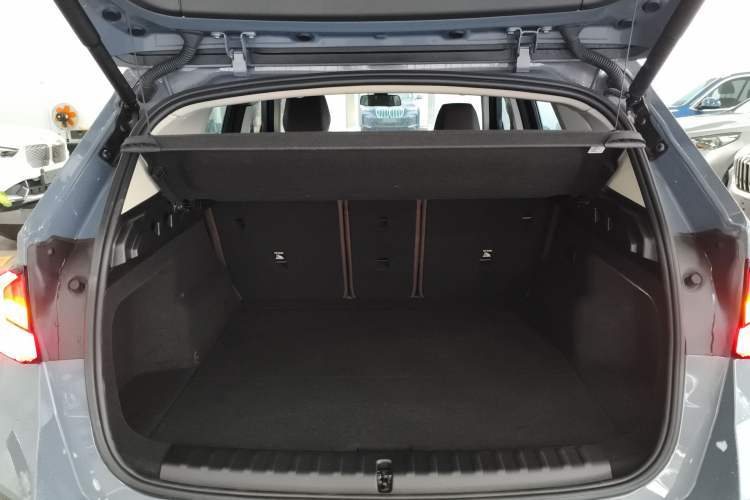Used BMW iX1 2023 eDrive25L M Sport Package Trunk