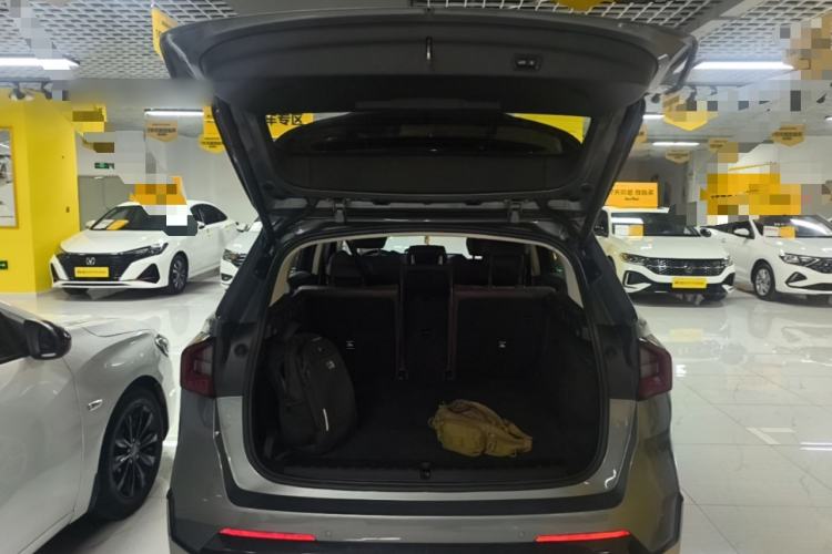 Used BMW iX1 2023 xDrive30L X Design Package Trunk