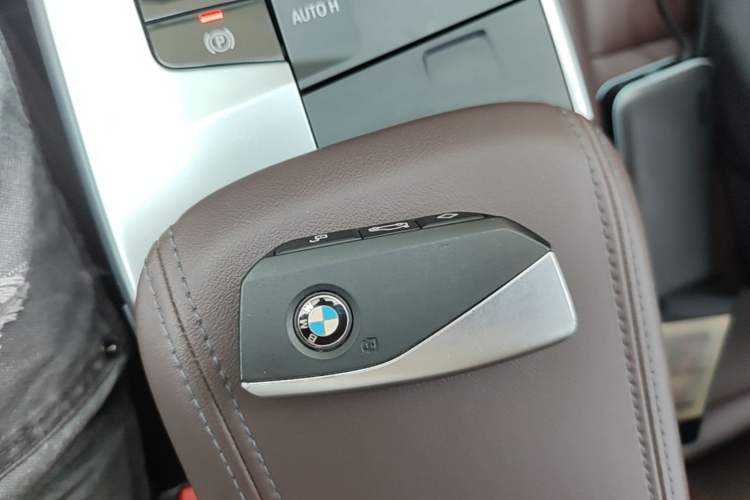 Used BMW iX1 2023 xDrive30L X Design Package Vehicle Key