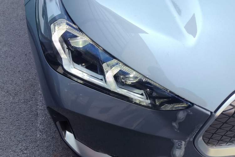 Used BMW iX1 2023 xDrive30L X Design Package Right Front Headlight