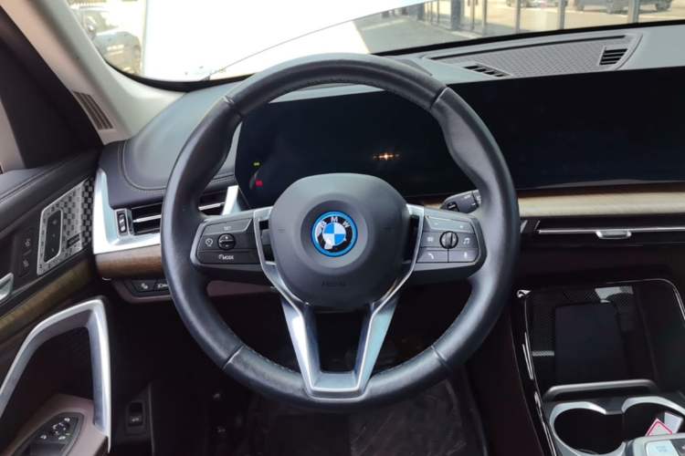 Used BMW iX1 2023 xDrive30L X Design Package Steering Wheel