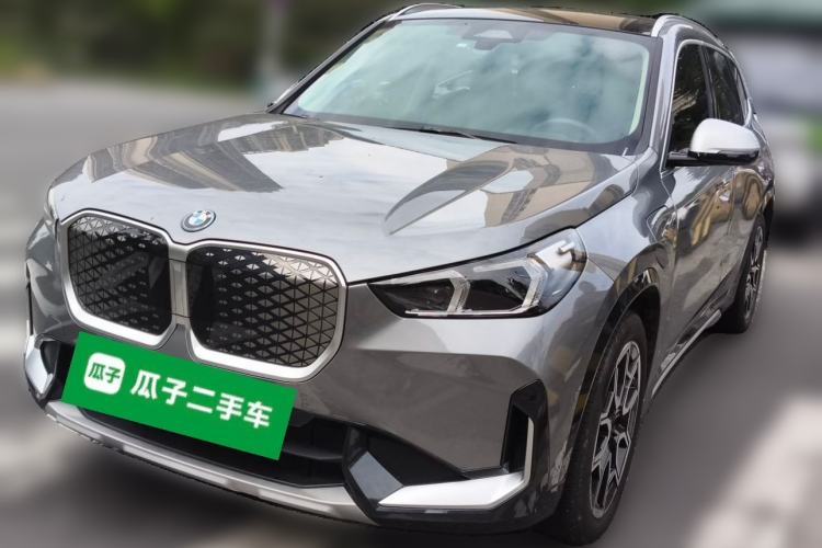 BMW iX1 2023 xDrive30L X Design Package