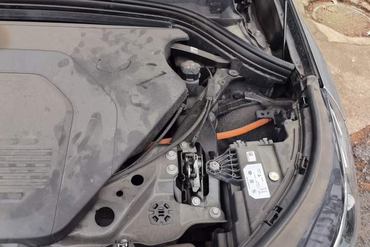 Used BMW iX1 2023 xDrive30L M Sport Package Engine Bay Left