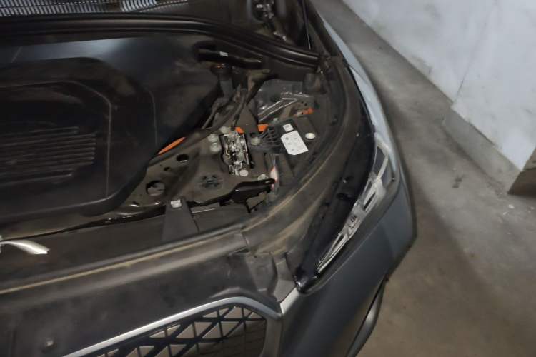 Used BMW iX1 2023 xDrive30L M Sport Package Engine Bay Left