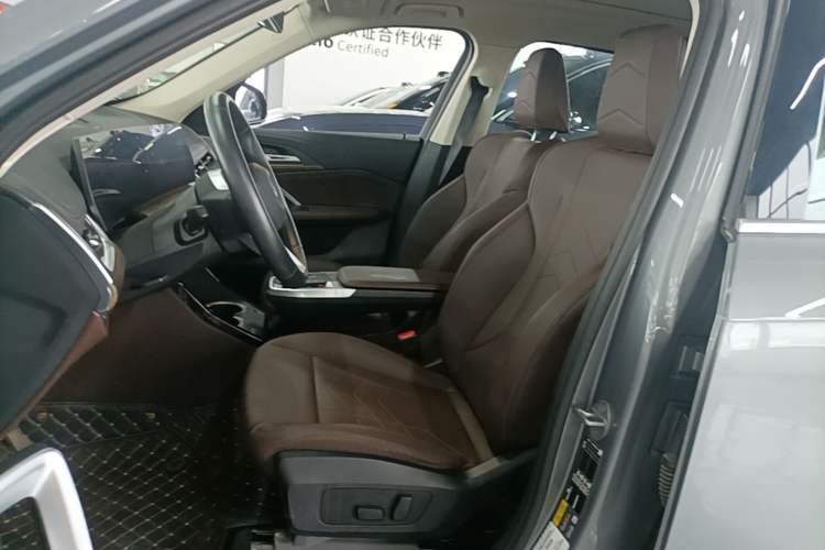 Used BMW iX1 2023 xDrive30L X Design Package Left Front Seat