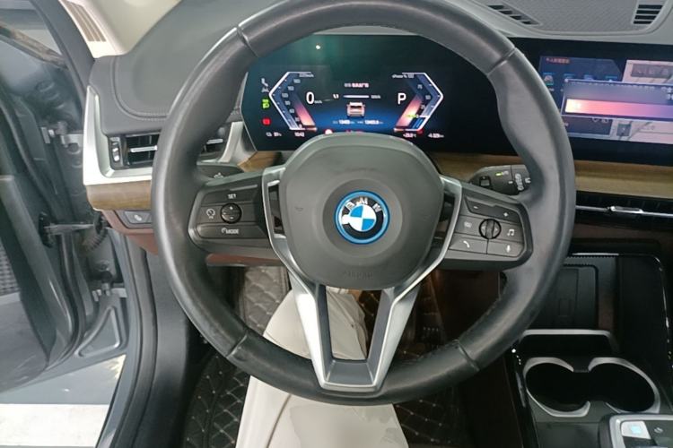 Used BMW iX1 2023 xDrive30L X Design Package Steering Wheel