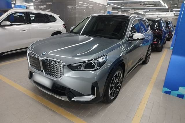 Used BMW iX1 2023 xDrive30L X Design Package