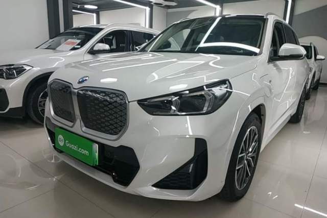 Używany BMW iX1 2023 eDrive25L M Sport Package