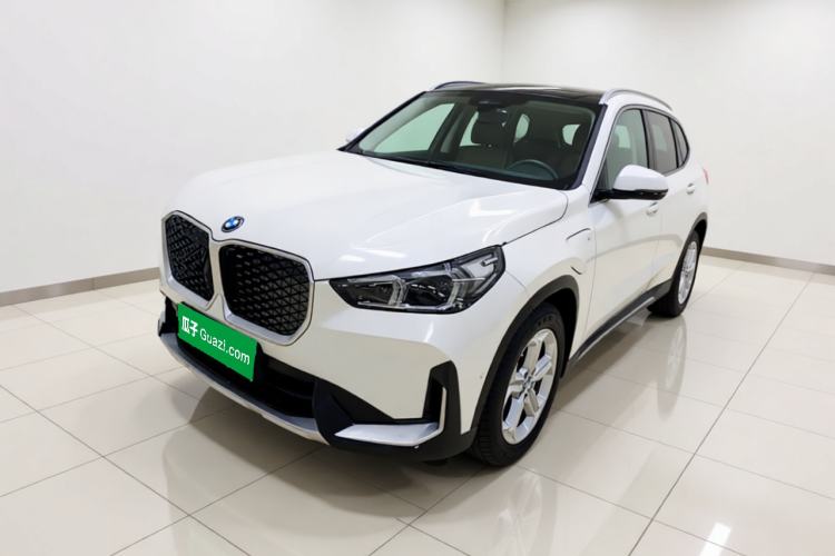 BMW iX1 2023 eDrive25L X Design Package