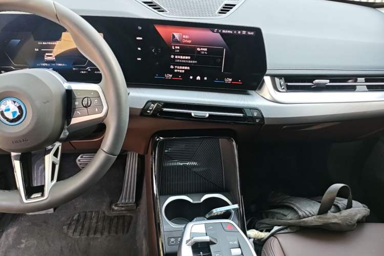 Used BMW iX1 2023 eDrive25L M Sport Package Audio And AC Panel