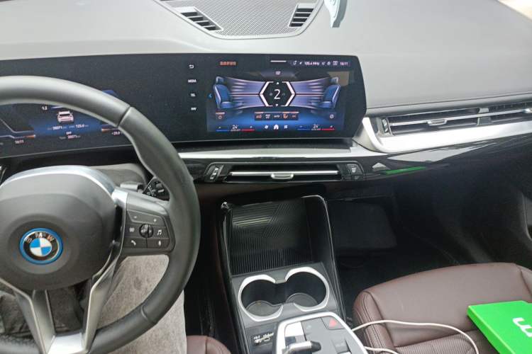 Used BMW iX1 2023 eDrive25L M Sport Package Audio And AC Panel