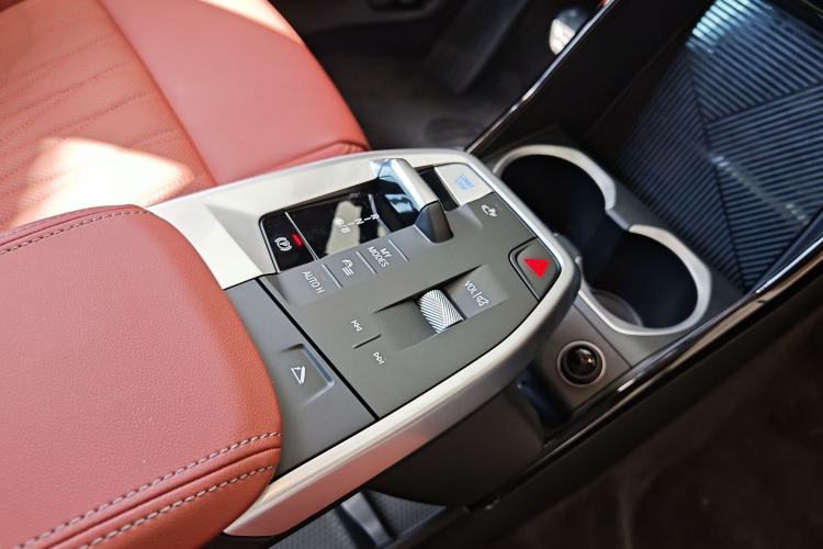 Used BMW iX1 2023 eDrive25L X Design Package Audio And AC Panel
