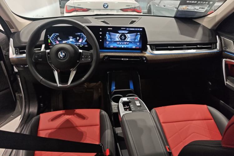 Used BMW iX1 2023 xDrive30L X Design Package Center Console