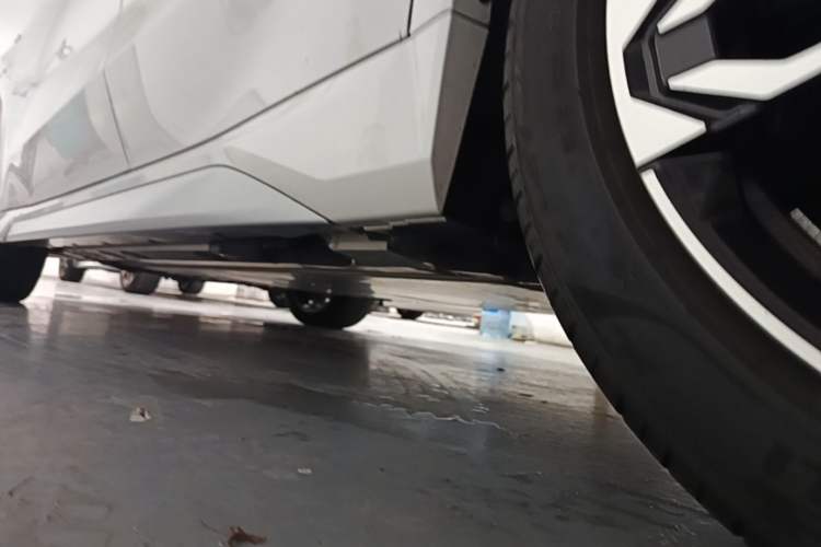 Used BMW iX1 2023 xDrive30L M Sport Package Chassis Rear Left