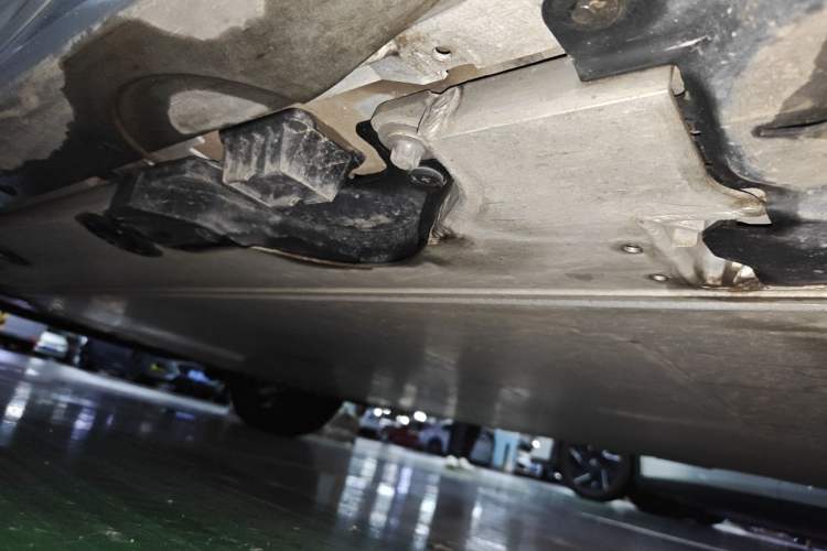 Used BMW iX1 2023 eDrive25L M Sport Package Chassis Rear Left