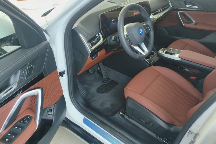 Used BMW iX1 2023 eDrive25L X Design Package Driver Seat